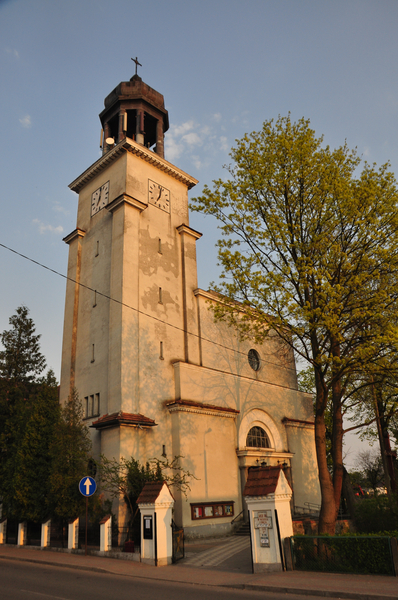 
kościół pw. Podwyższenia Krzyża św. w Osiu