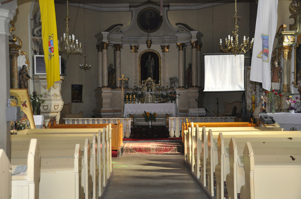 Kościół pw. Świętych Apostołów Piotra i Pawła w Opaleniu